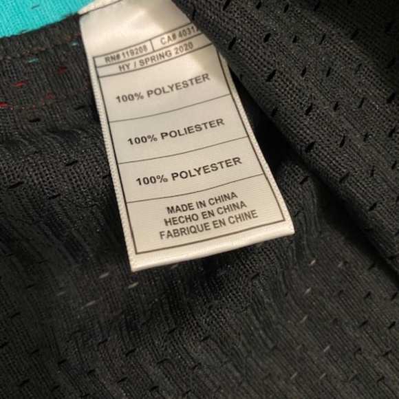 Mitchell & Ness Vancouver Grizzlies Mike Bibby Jersey NWT - Picture 7 of 7